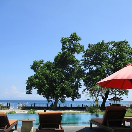 Mascot Hotel Senggigi Exterior photo