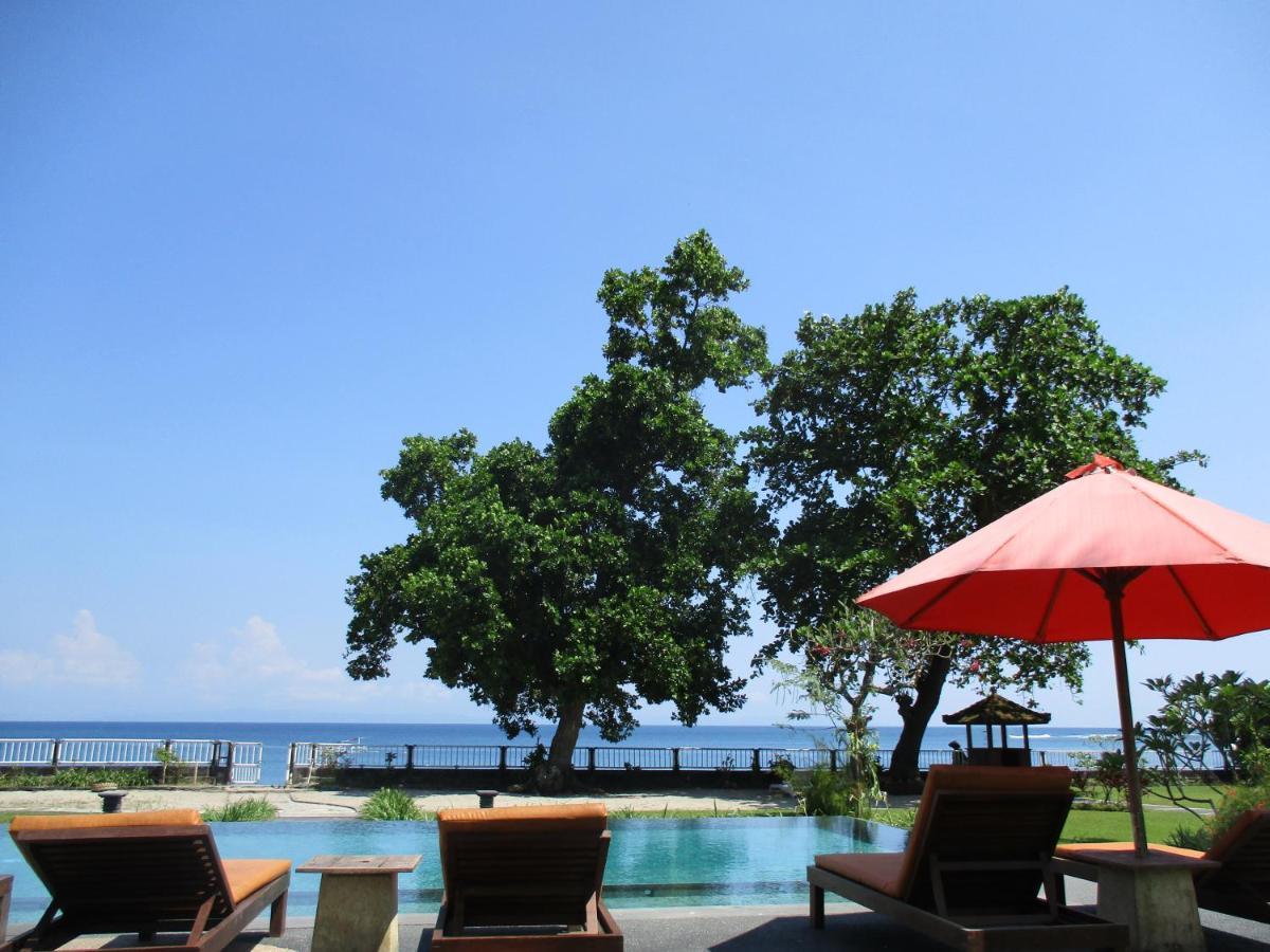 Mascot Hotel Senggigi Exterior photo